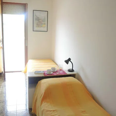 Comfy&cozy Flat Next To The - Beahost Apartment