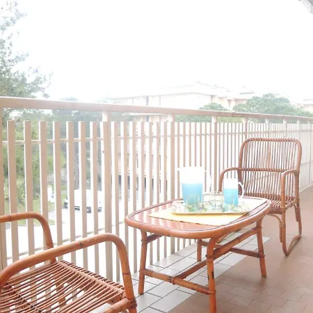 Comfycozy Flat Next To The - Beahost *