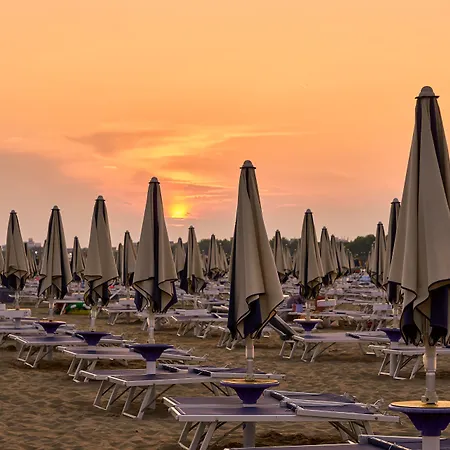 Spacious Flat Near Pluto * Bibione